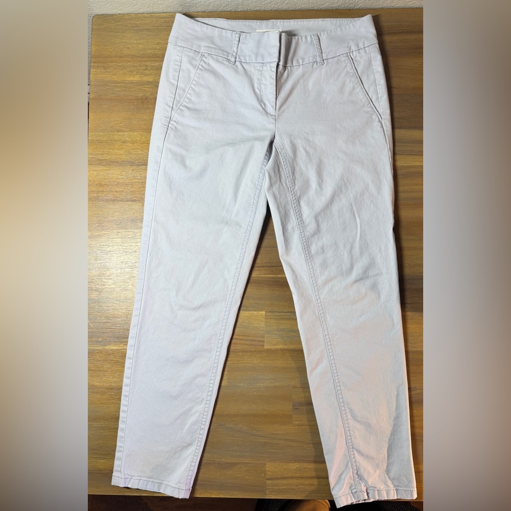 LOFT Women's Light Blue Tapered Leg Chinos. Size 2. Mid-rise.